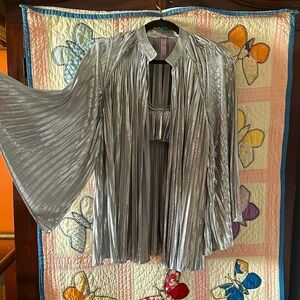 Savage X Fenty Metallic Silver Robe & Bra 🛸